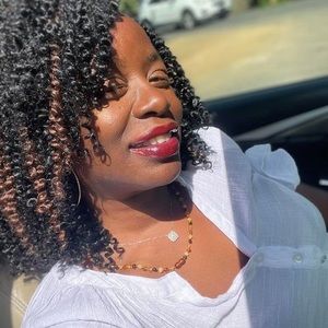 Meet your Posher, Cindy